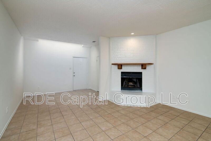 1421 Weiler Blvd - Photo 5 of 16