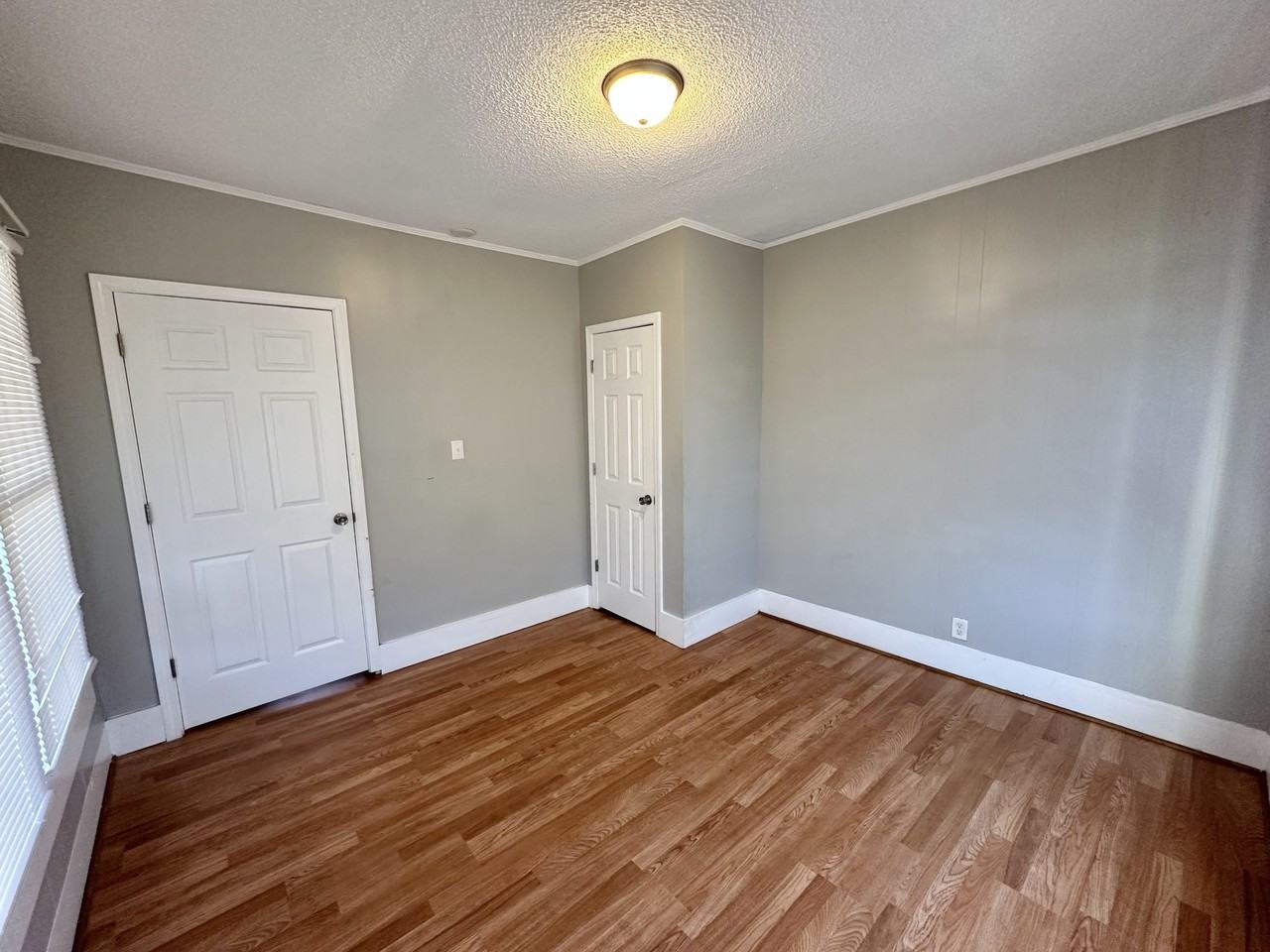 1307 3rd Ave N #1 - Photo 2 of 10