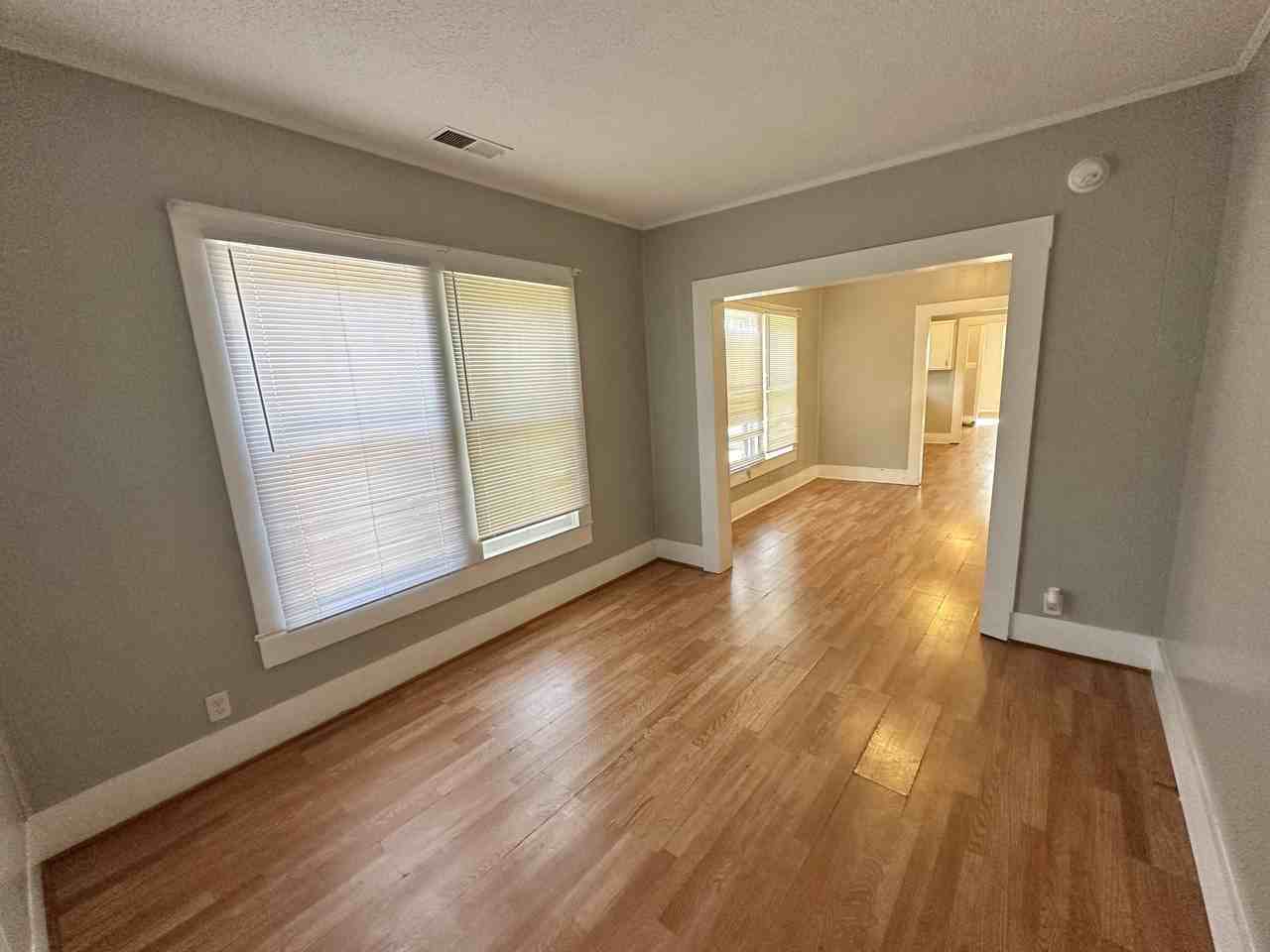 1307 3rd Ave N #1 - Photo 3 of 10