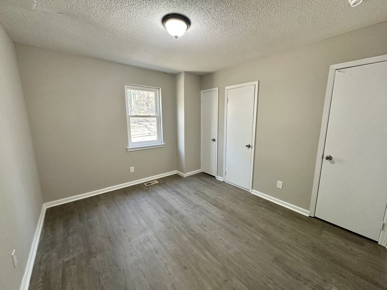 1736 6th St Nw #1 - Photo 6 of 13