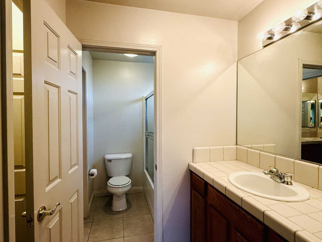 1304 Torulosa Dr #1 - Photo 5 of 20