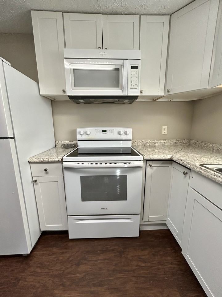 8798 Pinon Dr #1 - Photo 5 of 18