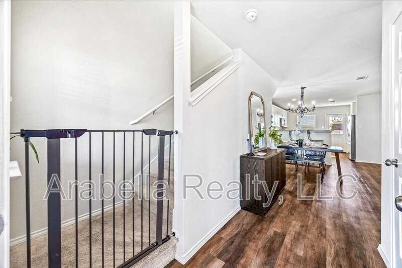 13907 Anchor Way - Photo 5 of 49