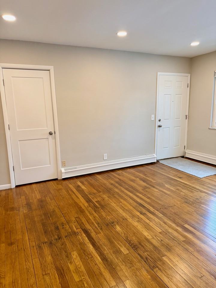 1722 W North BendC1 #C1 - Photo 6 of 21