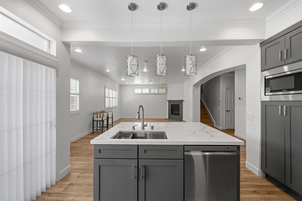 9204 S Nobel Way #1 - Photo 4 of 34