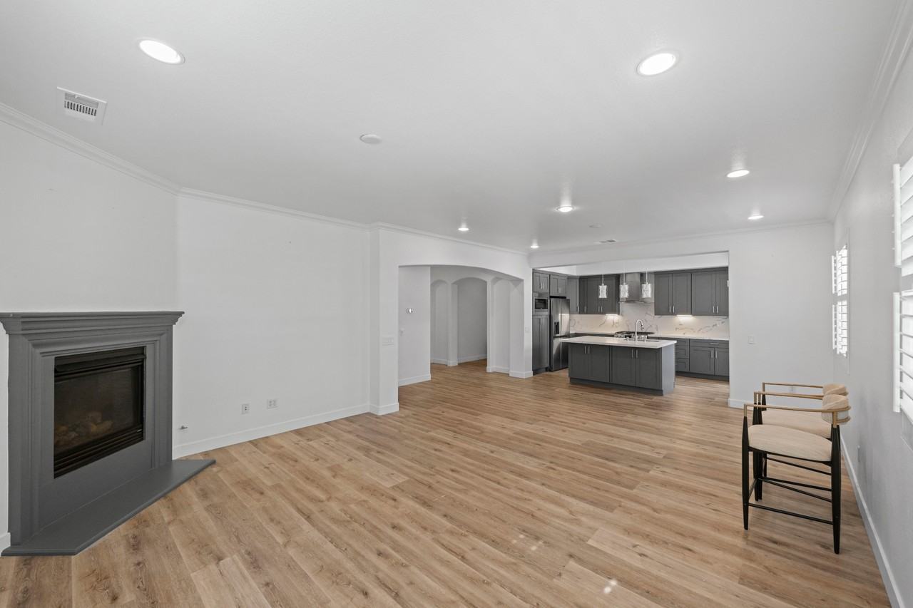 9204 S Nobel Way #1 - Photo 6 of 34