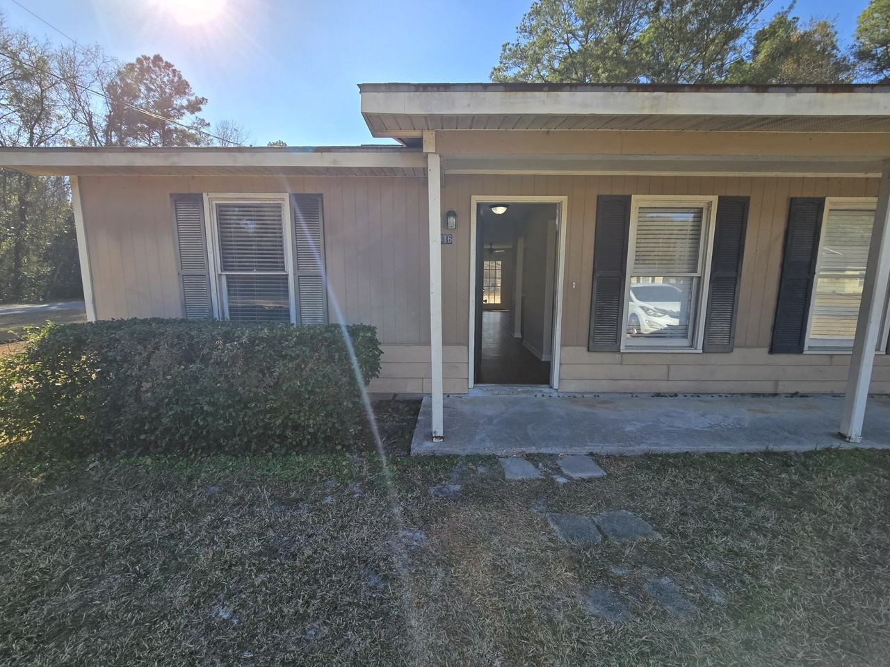 416 S Ashley St #1 - Photo 3 of 30