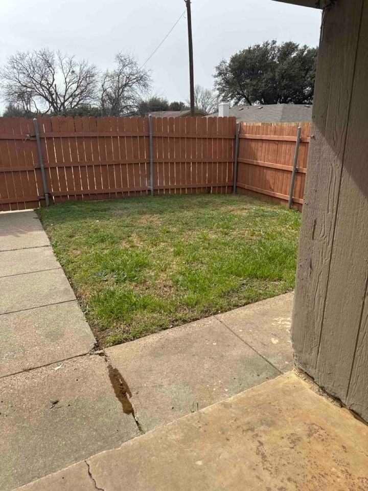 3332 Heritage Ln - Photo 2 of 16