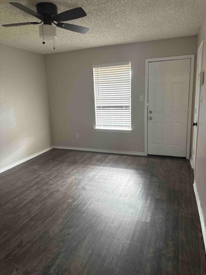 3332 Heritage Ln - Photo 7 of 16