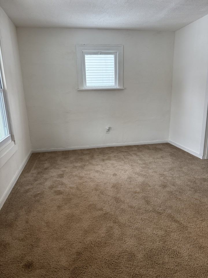 10414 Nelson Ave #1 - Photo 2 of 7