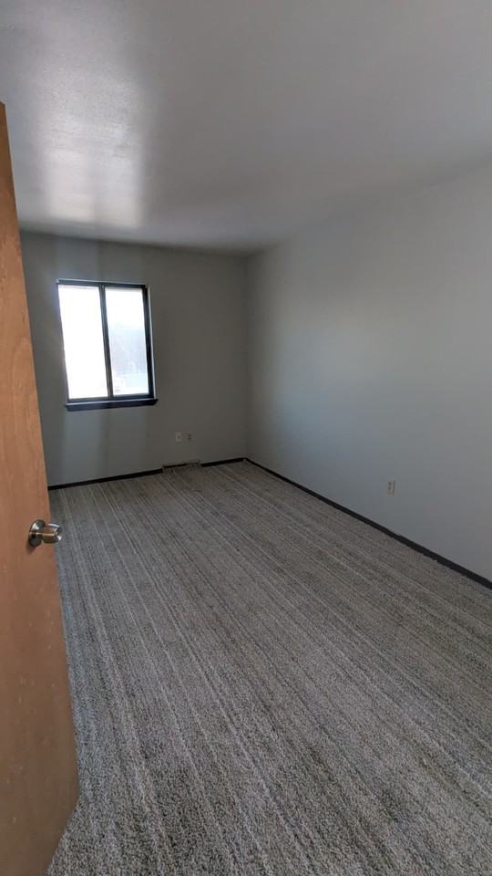 8545 W Green Brook Dr #4 - Photo 4 of 7