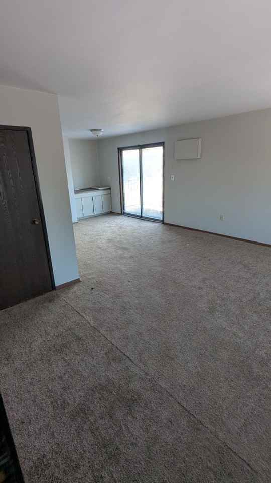 8545 W Green Brook Dr #4 - Photo 6 of 7