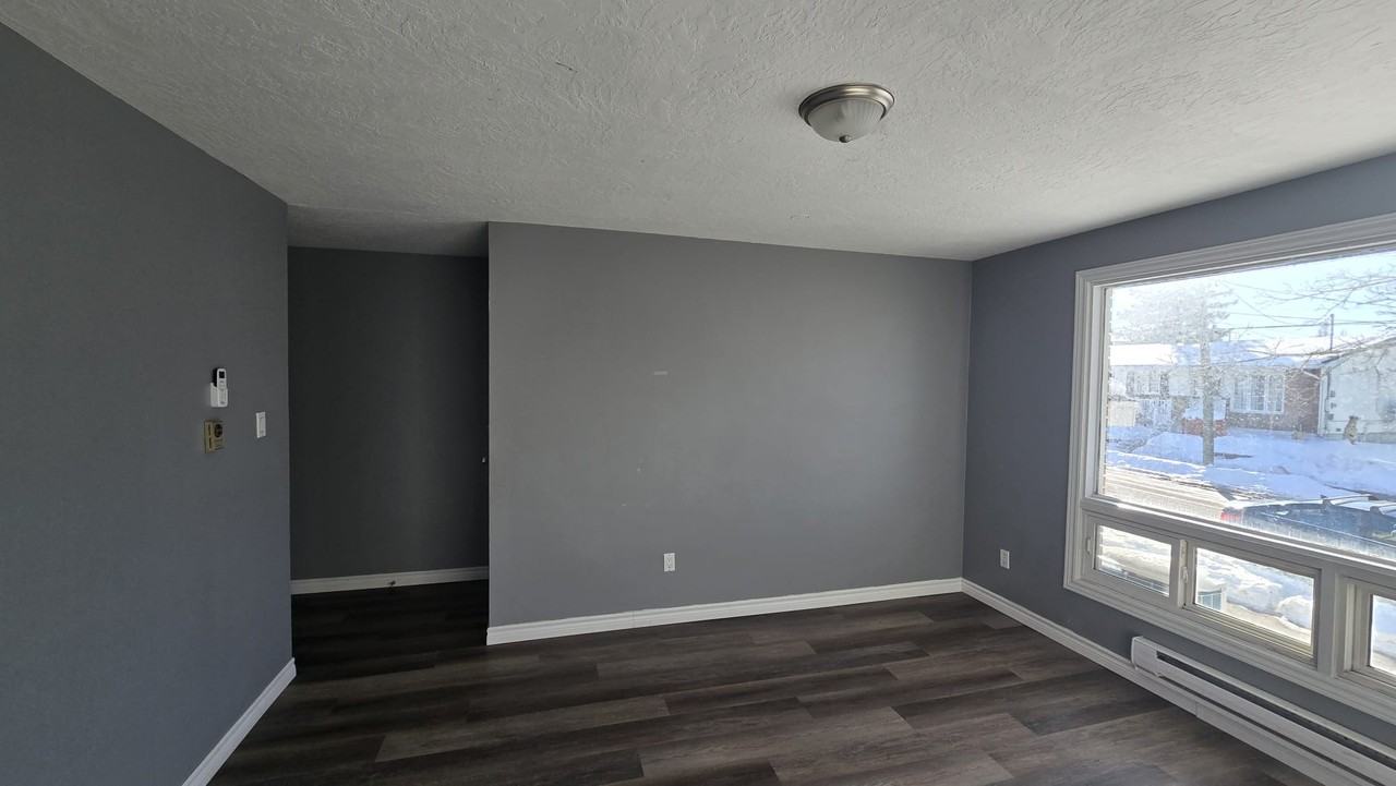 157 Mcsweeney Ave #3 - Photo 2 of 11