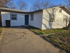 411 Nw Greenmeadow Dr #1 - Photo 1 of 1