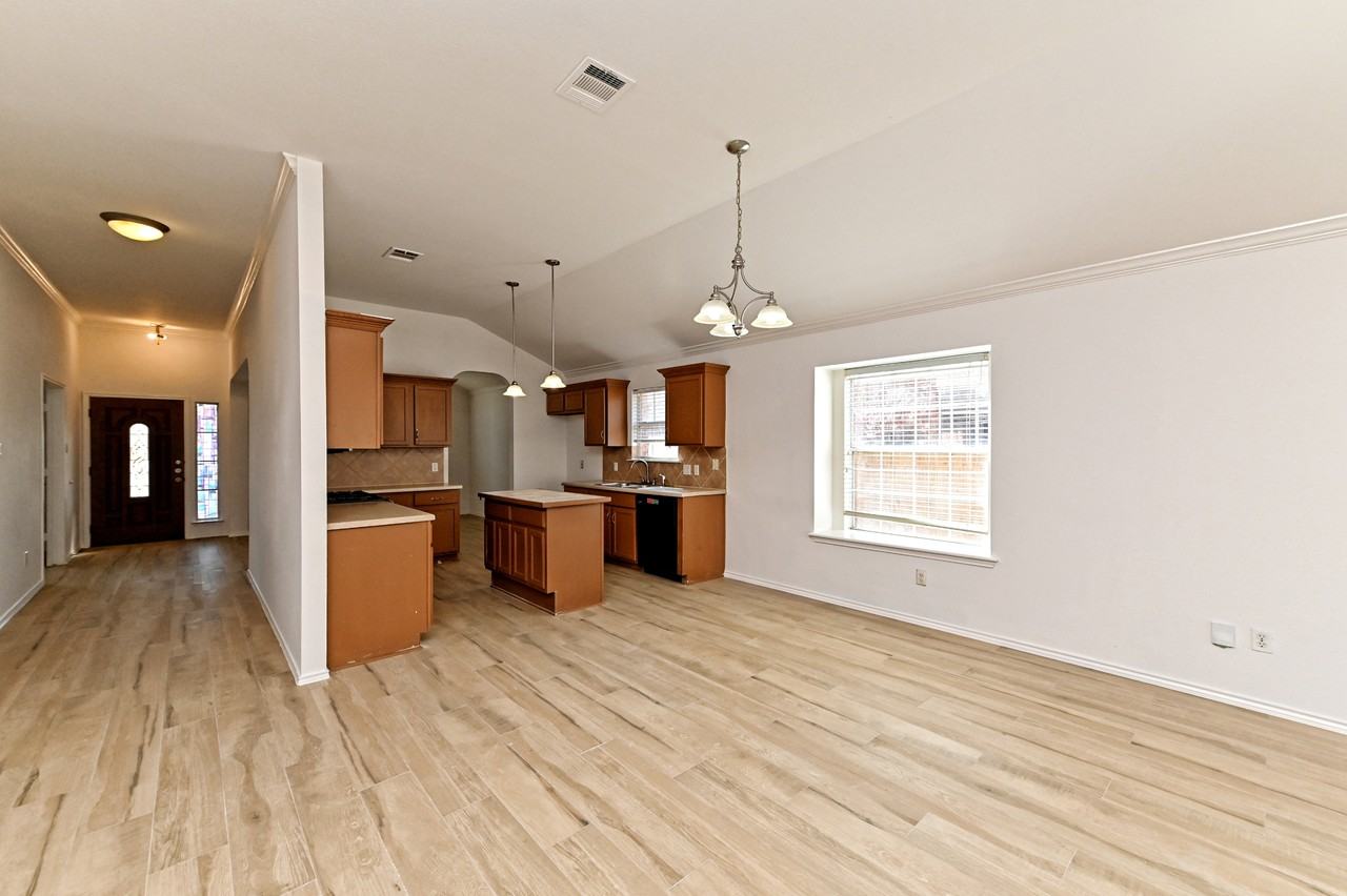 14604 Dreamtime Ln - Photo 6 of 10