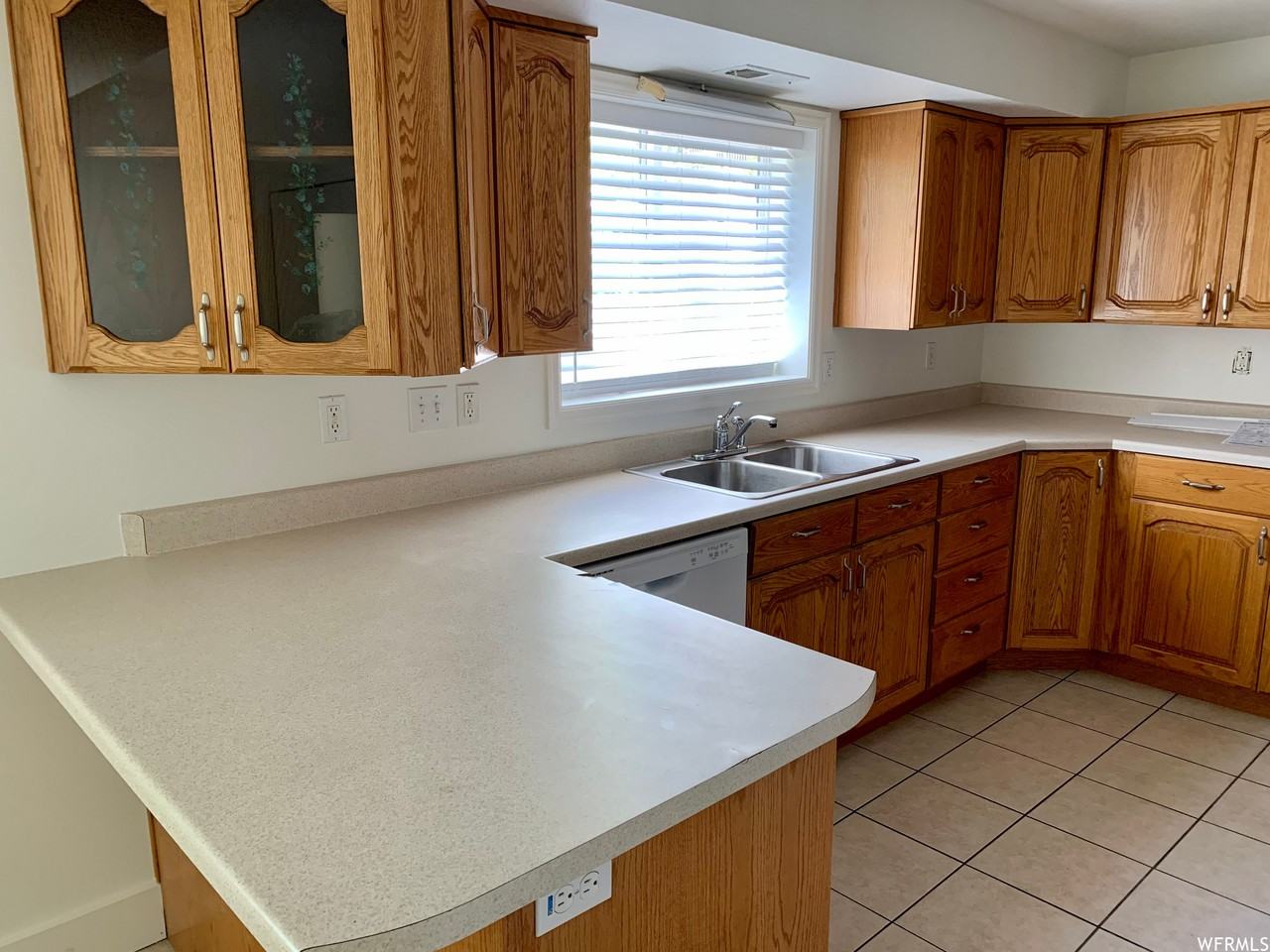 304 S 400 W #2 - Photo 3 of 11