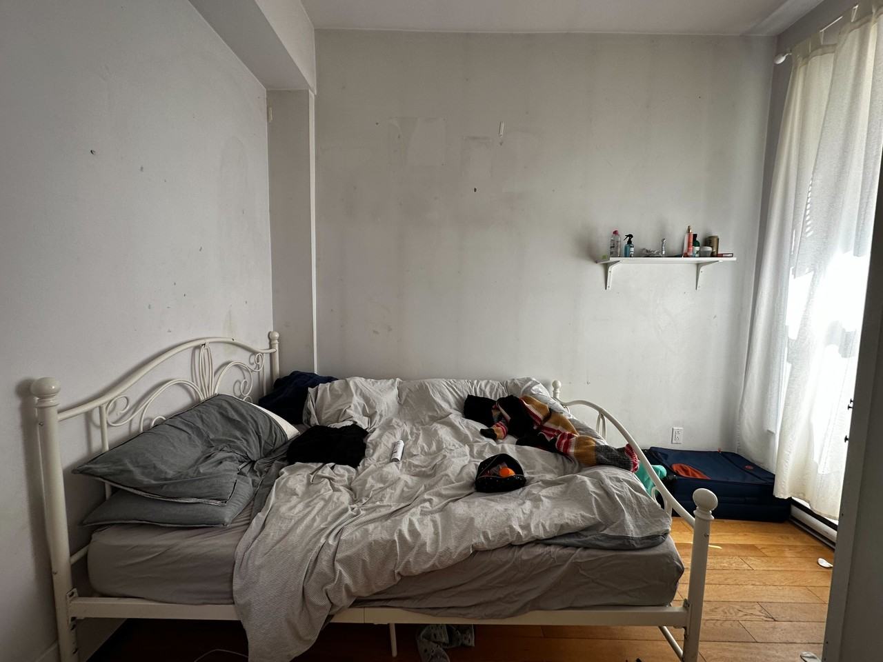 3501 Rue University #2 - Photo 7 of 10