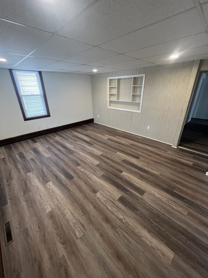 115 N Garfield St #1 - Photo 3 of 23