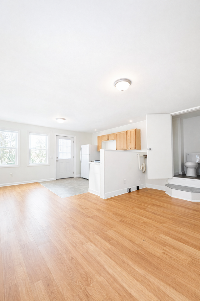 33 Medomak Ter #3 - Photo 4 of 9