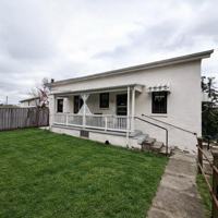 featured image of 1014 Gaston Ave #1