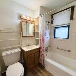 1014 Gaston Ave #1 - Photo 6 of 6