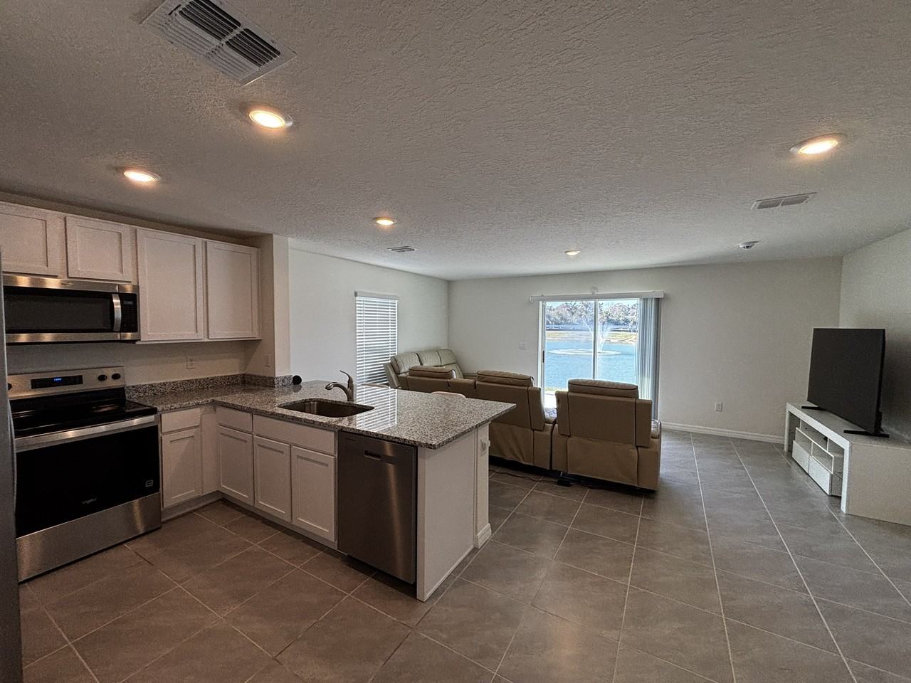 520 Zinfandel Dr #1 - Photo 3 of 11