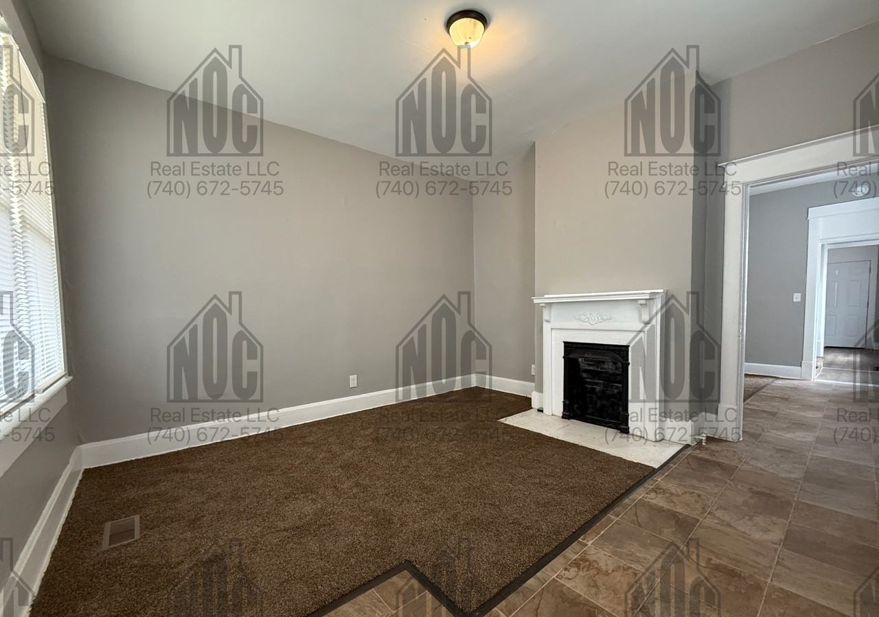 438 440 E Locust St. - 438 #438 - Photo 3 of 18