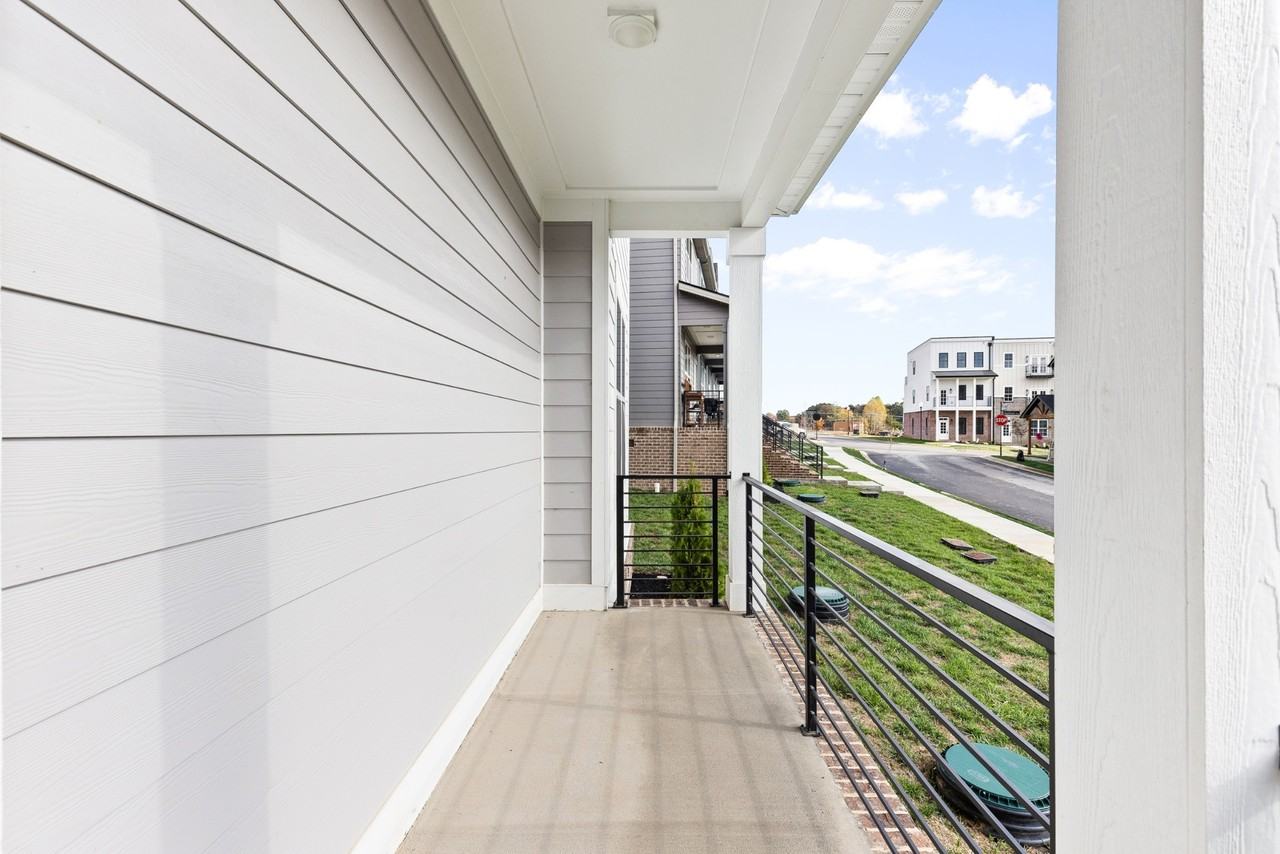 232 Franklin St #1 - Photo 3 of 50