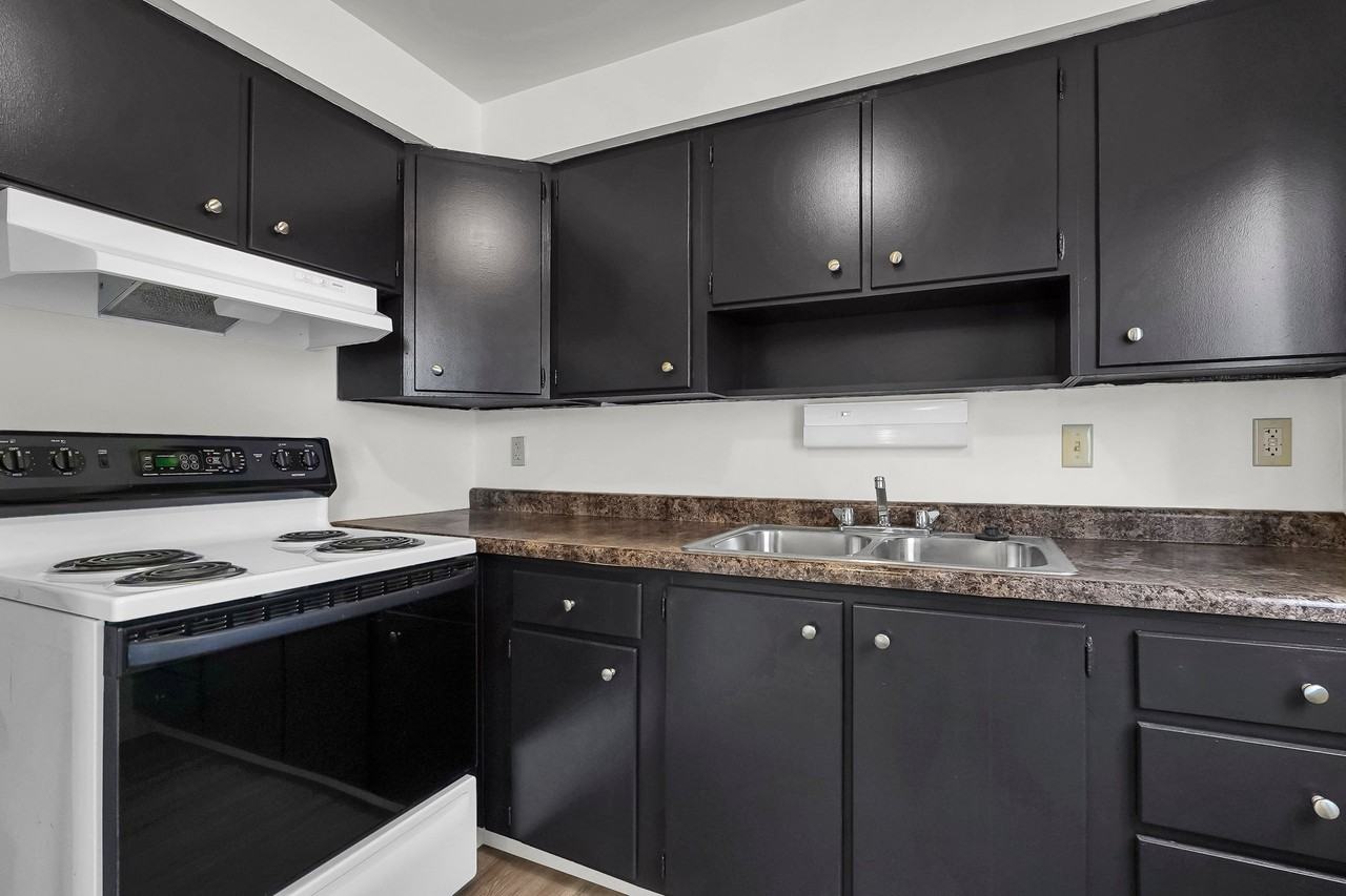 1230A Kelburn Rd #1230A - Photo 2 of 14