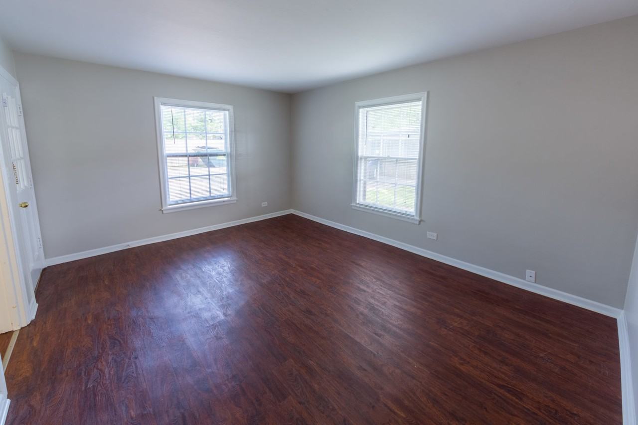 41 E North Ave #41-4R - Photo 4 of 8