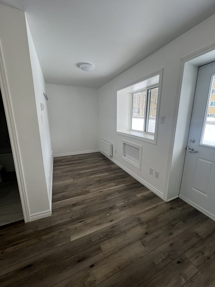 630 Cummings Ave #113 - Photo 2 of 40