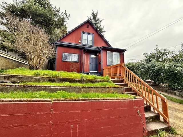 644 Pleasant Ave #2 - Photo 2 of 25