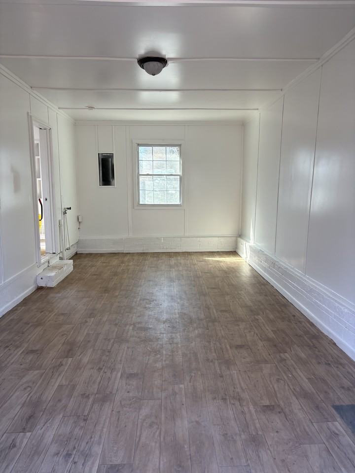 3 Central Park Ct #1 - Photo 7 of 13