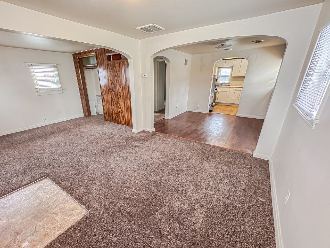 614 Seymour Ave #1 - Photo 3 of 9