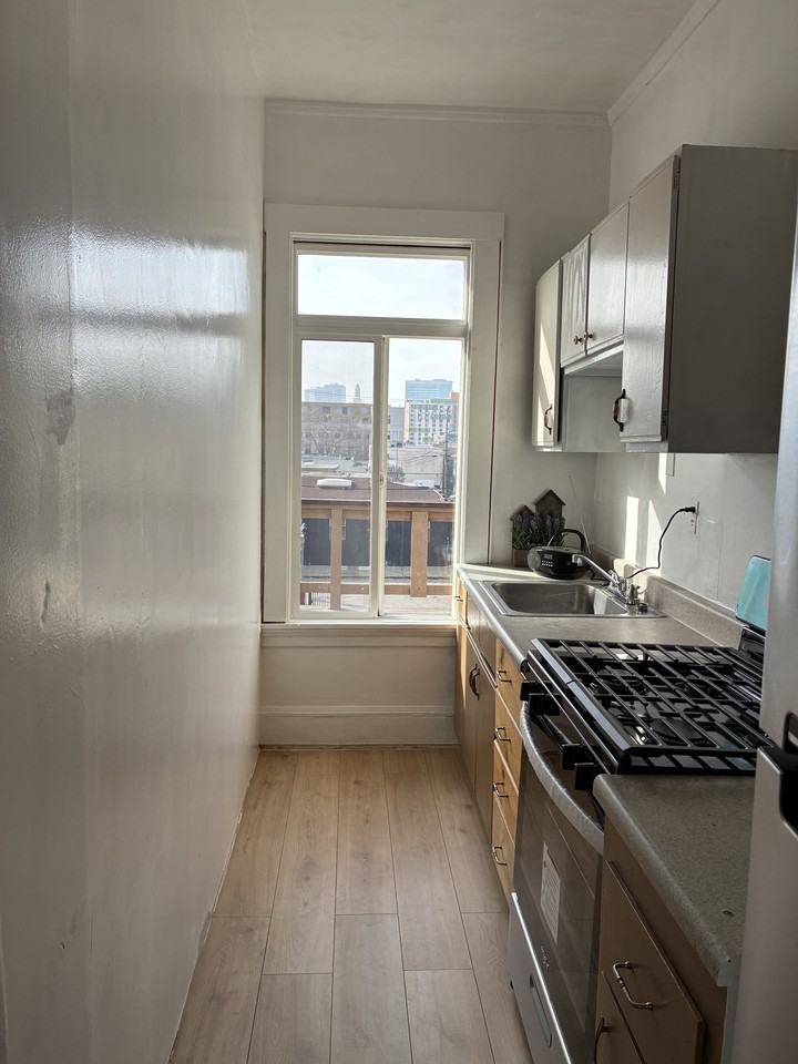 2817 Telegraph Ave #3 - Photo 3 of 5