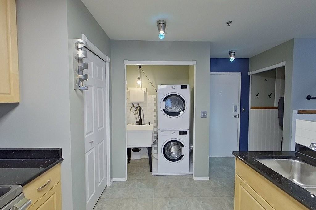 10331 - 10331 106 Street - 1 #1 - Photo 7 of 11