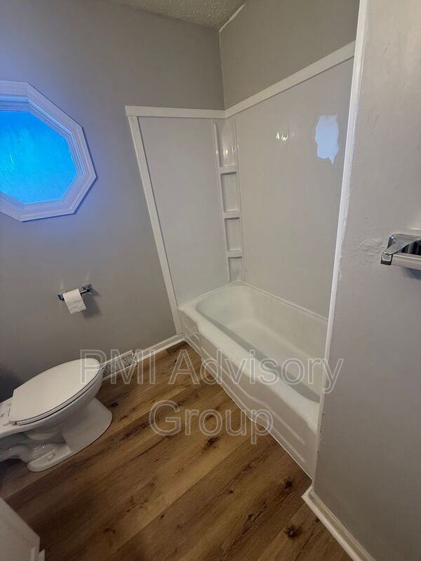 1805 Sw Clearview Cir - Photo 7 of 13