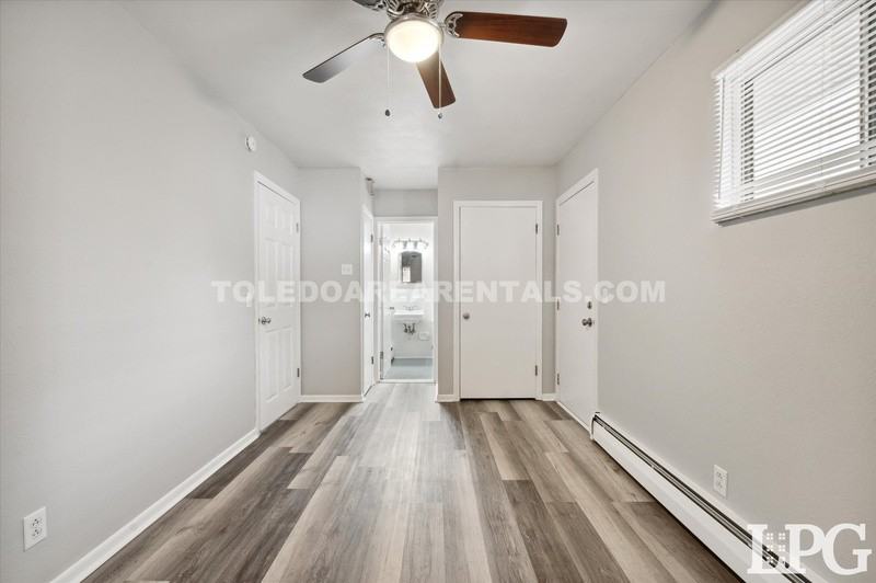 648 Eleanor Ave #3 - Photo 3 of 16