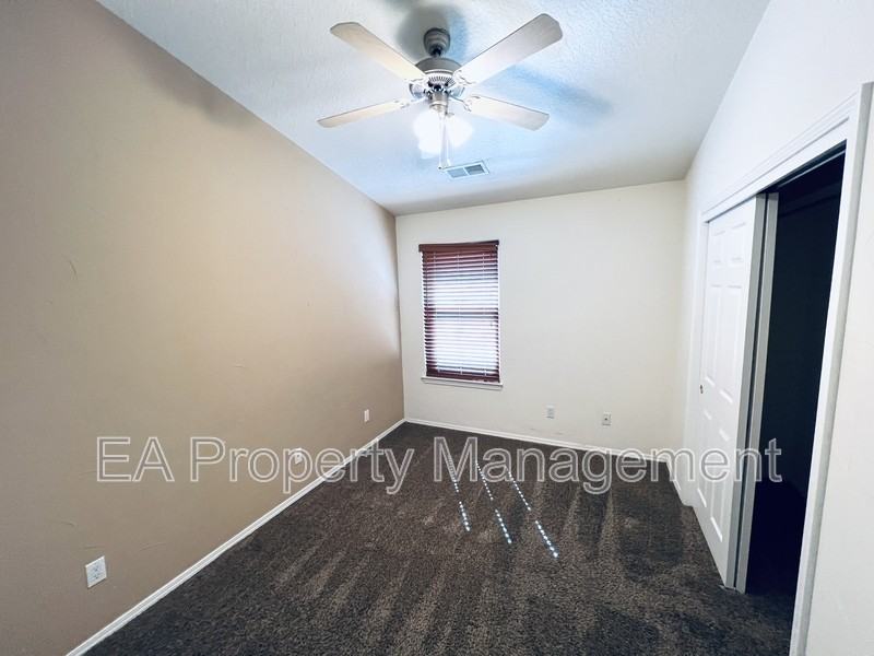 4616 Stafford Pl Nw - Photo 5 of 23