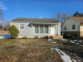 925 N Kelsey Ave - Photo 1 of 1