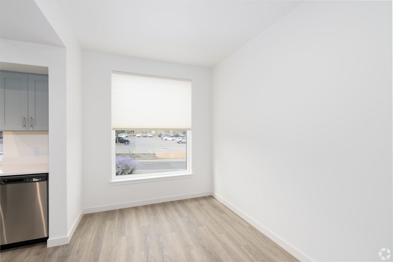 717 East 29th AvenueUnit 308 #308 - Photo 2 of 10