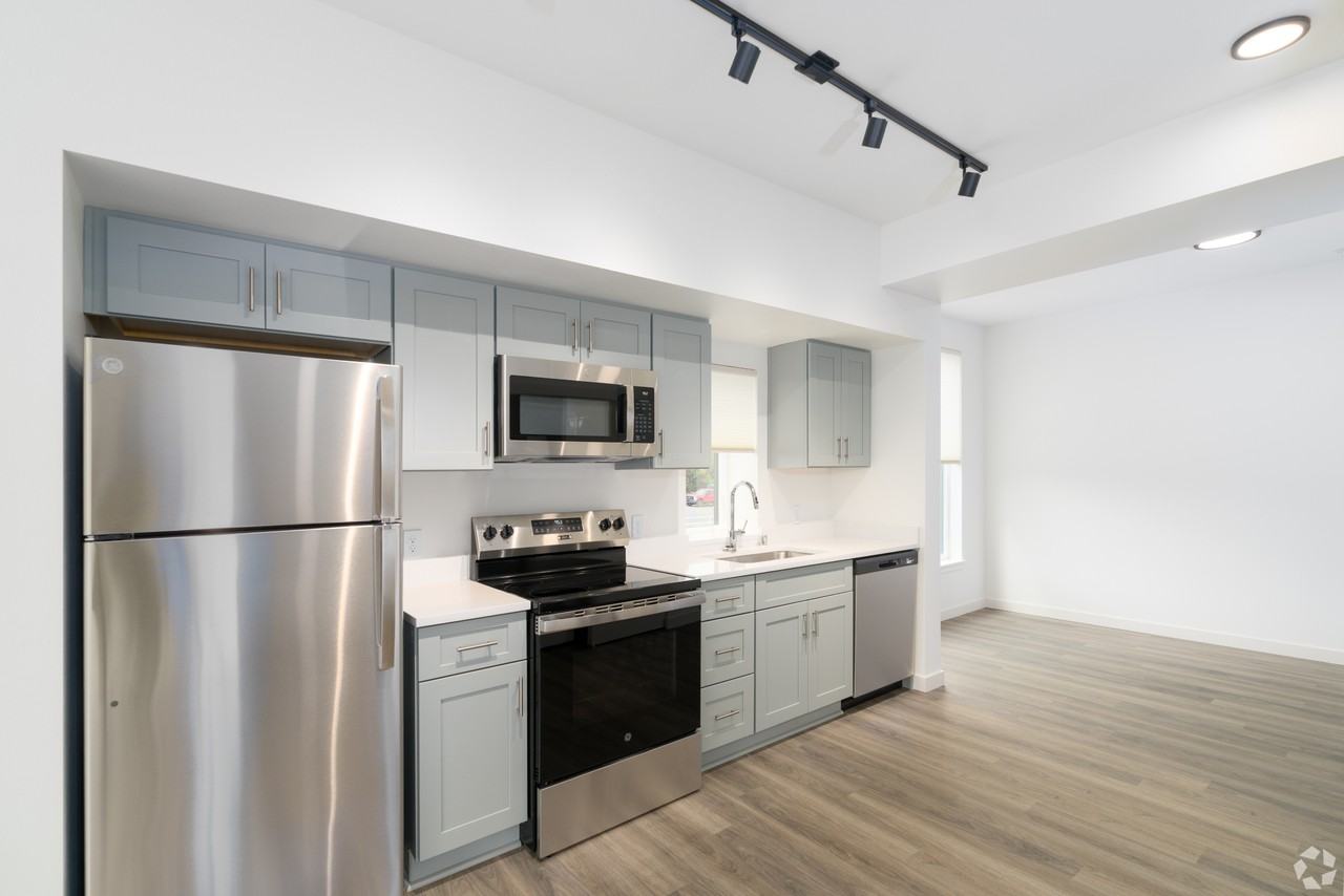 717 East 29th AvenueUnit 308 #308 - Photo 4 of 10