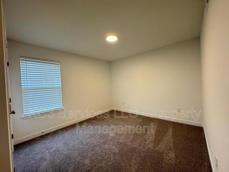 3722 Sw Knoxville Ct - Photo 3 of 22