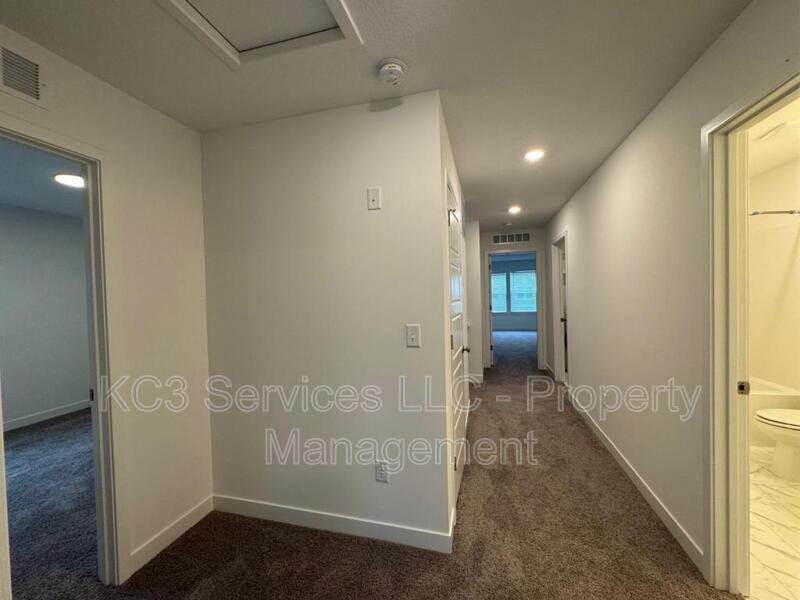 3722 Sw Knoxville Ct - Photo 5 of 22