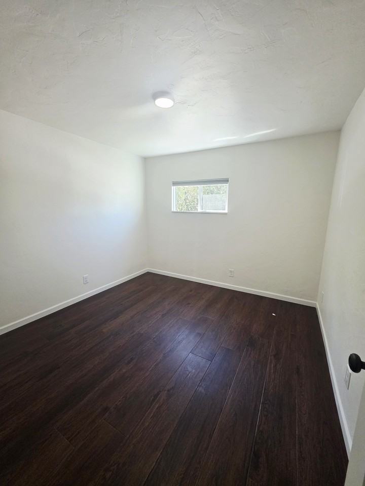 103A S 2nd St W #1 - Photo 4 of 8