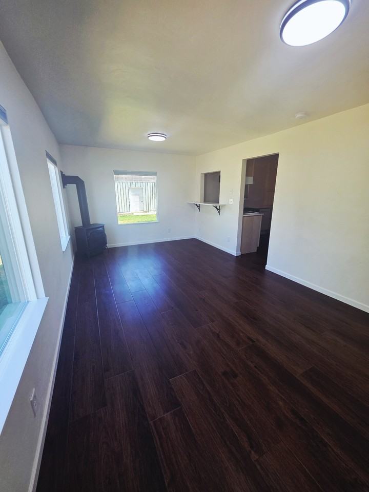 103A S 2nd St W #1 - Photo 5 of 8