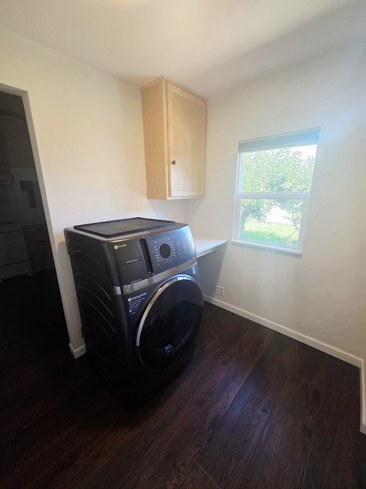 103A S 2nd St W #1 - Photo 6 of 8