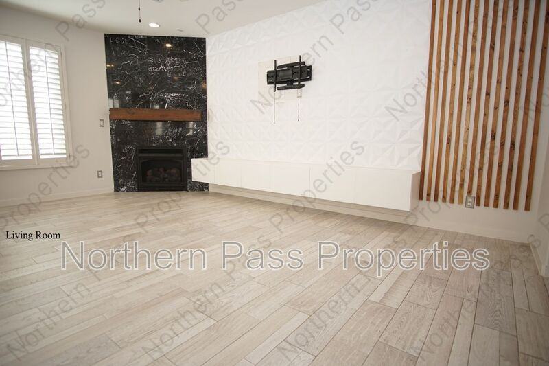 1746 Buckboard St - Photo 5 of 37