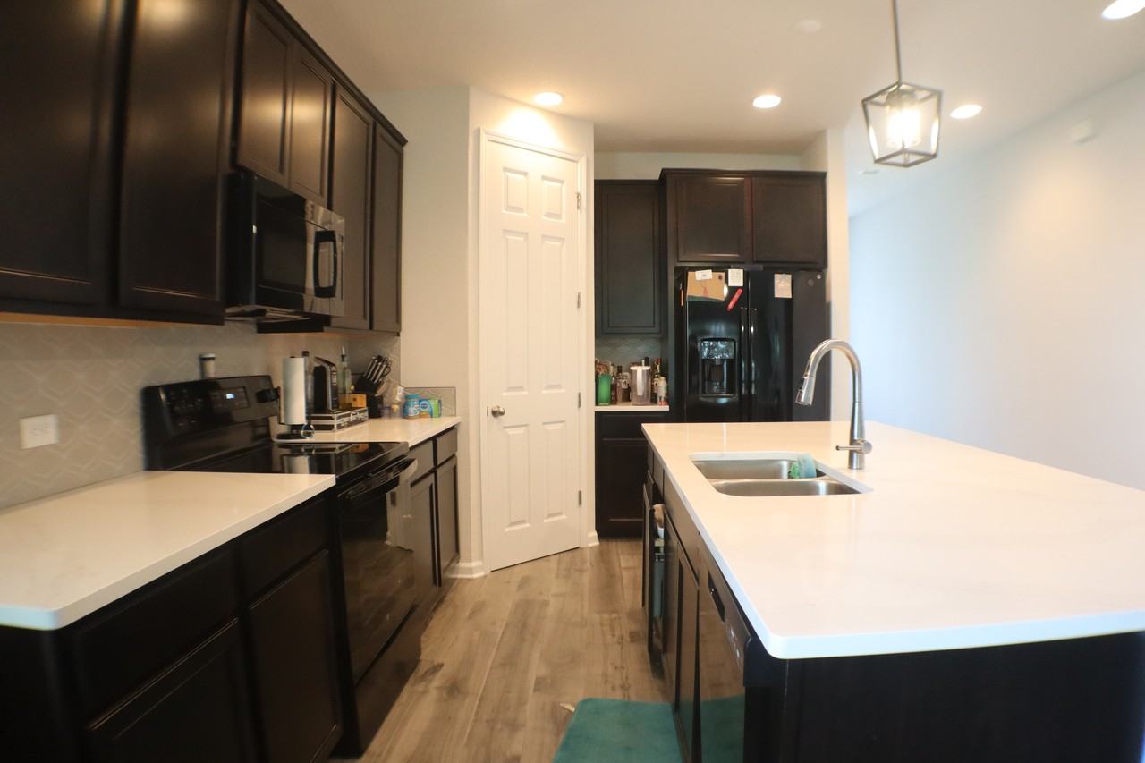 5132 Sawmill Point Way #1 - Photo 3 of 30