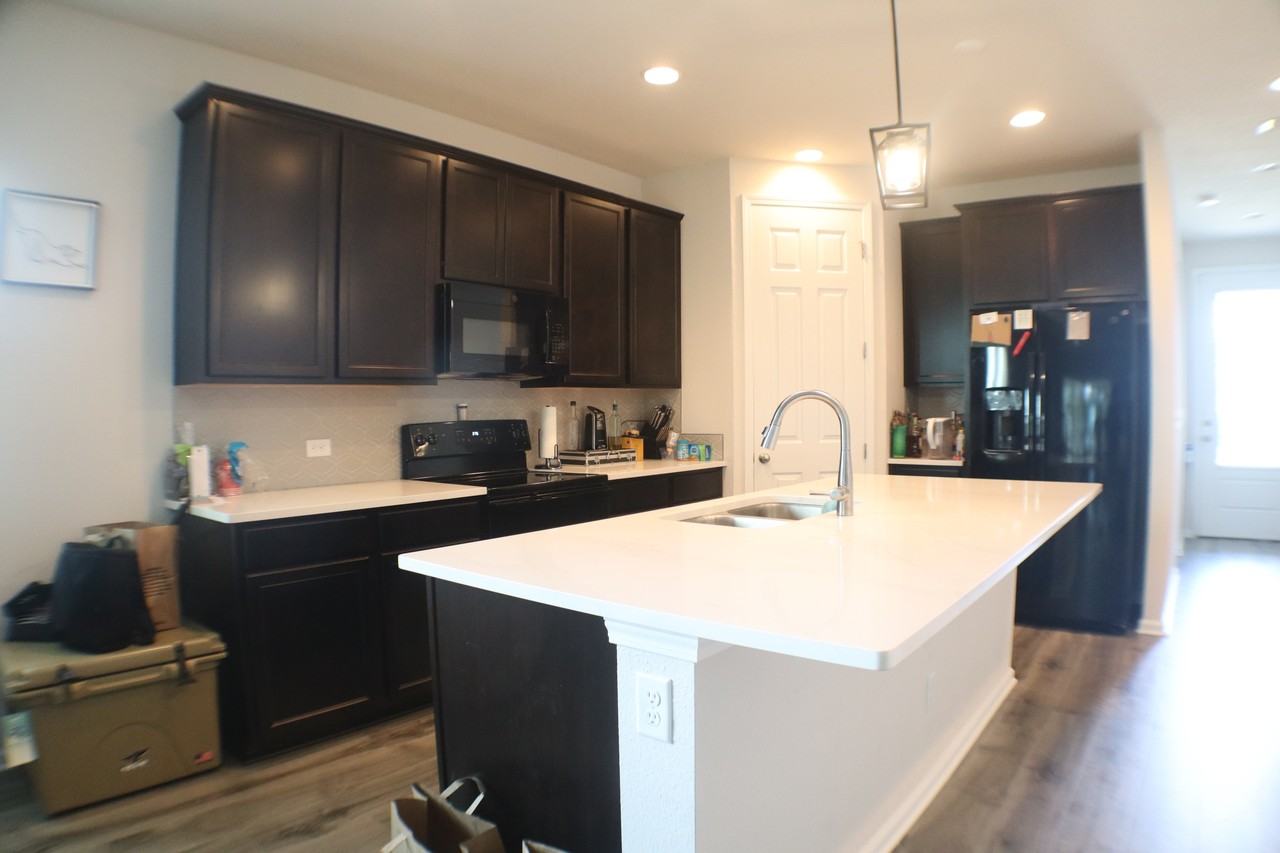 5132 Sawmill Point Way #1 - Photo 4 of 30